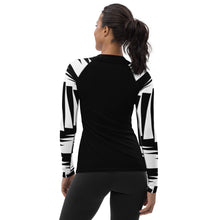 Load image into Gallery viewer, Women's Rash Guard and Layering Shirt ZigZag on Black Background