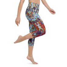 Load image into Gallery viewer, Expressionistic Landscape Figure Flattering Yoga Waist Capri Leggings
